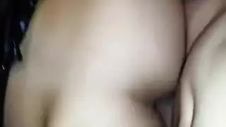 يدخل أريده في كسه