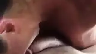 زوجة الأب الممرضة ذات الصدر الكبير تمتلئ فتحة شرجها
