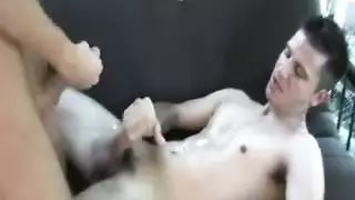 رجال شواذ لبعض خطف