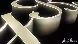 مقارنة بين صديقتين مثيرتين: أثداؤنا جنباً إلى جنب