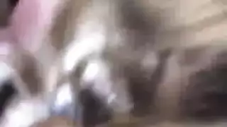 بنت مصريه لابسه قميص نوم احمر قصير