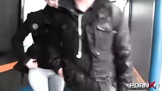 مترجم نكها وفشخها ف الاتوبيس