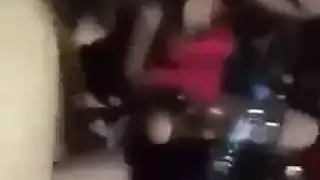 تبول فتيات ساخنات