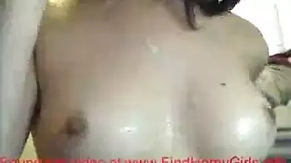 صديقة مفلس تعطي الرأس ويحصل على الاتهام في المطبخ