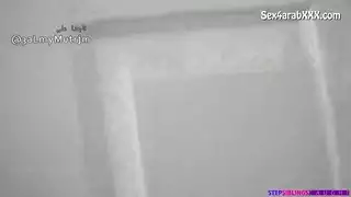 صديقة الاخت يابانى