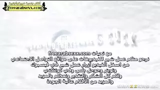 الام تعاقب اللص الشاب