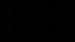 ملكة الصحراء تمارس جنسًا فمويًا مكثفًا على قضيب أسود ضخم