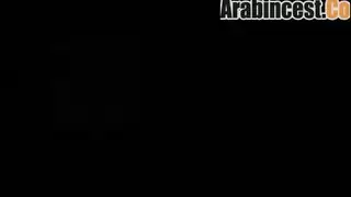 فانتازيا الهنتاي الجنسية الجماعية: ممارسة جنس محرم متحركة