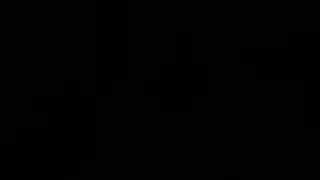 سيدات راقيات في الفساتين تقدم جلسة استمناء جماعية ونهاية قذف متدفق