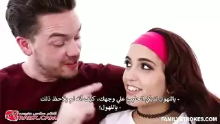 ممارسة الجنس بين الأشقاء على الأريكة خلال ماراثون أفلام الرعب