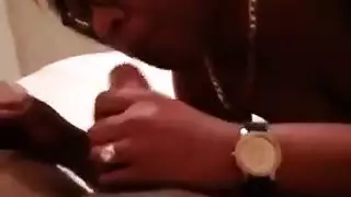 سكس شم رائحة ملابس داخلية مثيرة