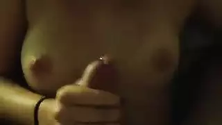 جماع متحمس مع سمراء ممتلئة الجسم ورجل غامض