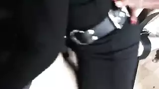إباحية قسرية بينما يشاهدها ابنها