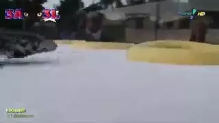كس يطلق ريح أثناء وضعية الكلب