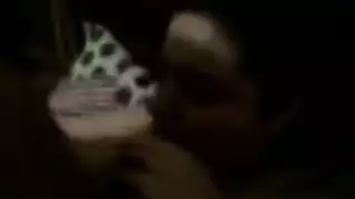 راحلين يرضع بزاز واحده جامد