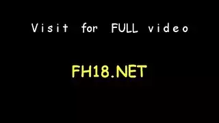 حركات لسان نجم إباحي على فرج جميل