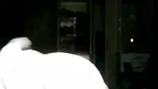 لمحة مؤخرة برازيلية: نظرة مثيرة إلى أردافها