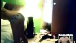 سيدة أشقر جميل مع كبير الثدي الأخضر، فاتنة كروز وسيم، المتأنق الأسود سخيف مثل الحيوانات البرية