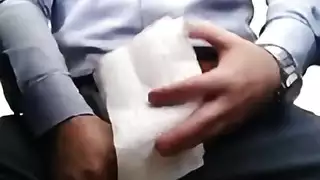 عرض كاميرا سري للاختراق المزدوج لنائب الرئيس في الشركة