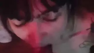 لعق اللسان مكثف