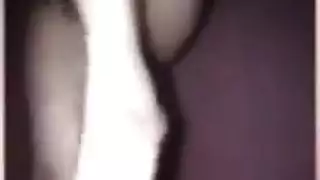 عربيه تستعرض جسمها النار