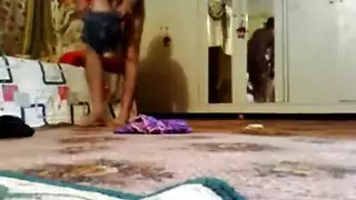 سكس مع خدامه منزلي