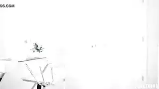 أم خائنة تطلق من أجل شغف قوي مع رجلها