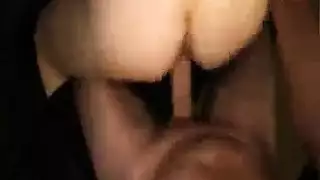 فيلم إباحي كامل الطول بالقضيب الأسود الكبير: من الحلق العميق إلى الشرج