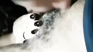 استنماء بنت صغيره