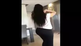 نيك رجال لبنت واحده