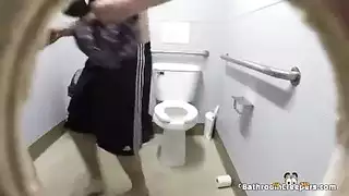 السكس في حمام البسين
