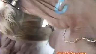 بنت ينكحها ابن عمها