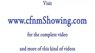 نيكي في المسبح