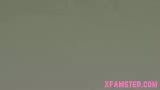 المفضلة عند العاهرة السمراء: شرج خشن بقضيب سميك
