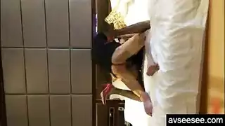 فرك كعب عالي ملابس السباحة