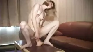 بنت شقراء صغيرة مع زنجى اغتصاب
