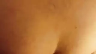 ينيك مع ابنته