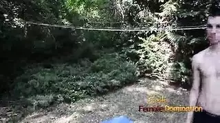 تسجيل مواجهة جنسية صريحة