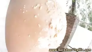 جنون قذف إكس إكس إكس: قضيب ضخم يفرغ دلاء