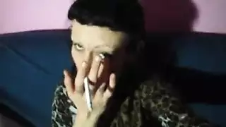 أخذ عذرية بعنف في مشهد شرجي صريح