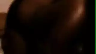 اللفة الرقص أمي الساخنة الأبنوس الجبهة