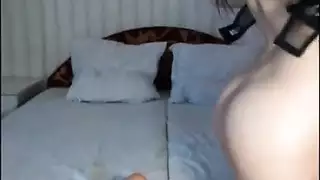 عاري الصدر سير شرقي