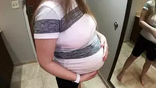 زوج أنها الكبير في السن