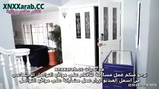 ابنة الضابط في ثنائي إباحي مع قضبان كبيرة