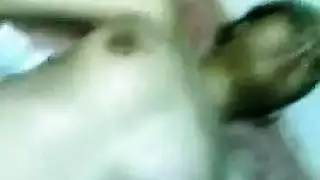 مهرجان جنس في المزرعة: لحس فرج وجنس عنيف