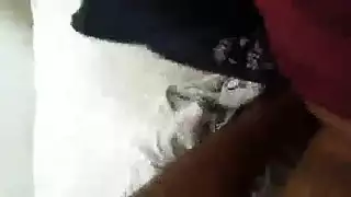 ثنائي بوليوود الساخن كارينا وراني في جلسة جنس جماعي صاخبة