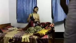 بورنو بقياس كبير على الشاطئ مع فتاة ممتلئة