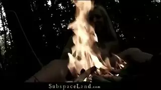 ينيكهافي الغا بةبعدما يربطها وشعبها بالنيك والزب الفيديو الإحية