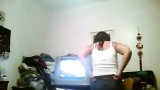 عربيات مثيرات صعبات يأخذن زبور كبيرة في الإباحية