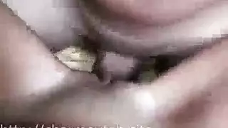 تمص زبه الصلب حتى ينزل